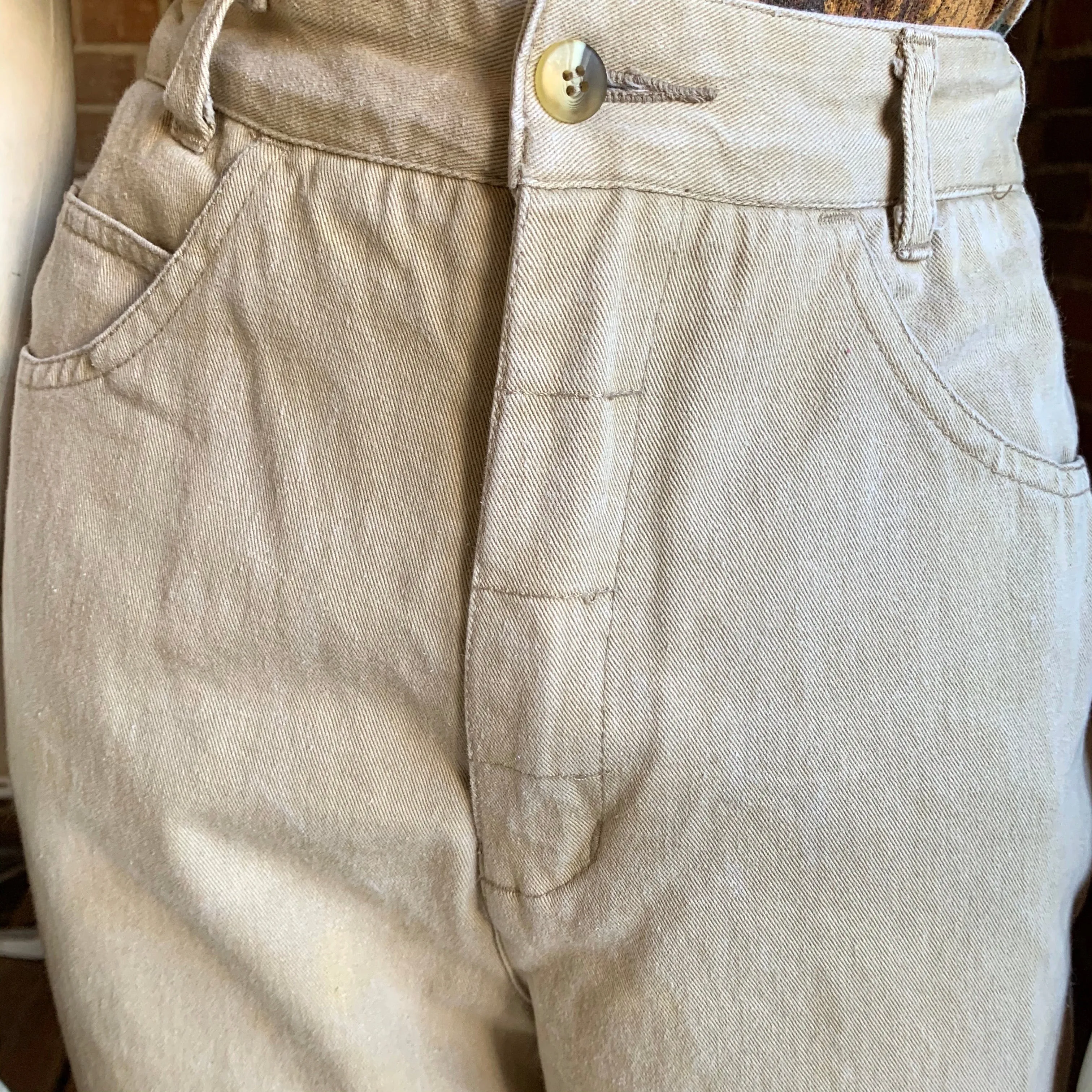 1980s Judys Kahki Buckle Back Pants