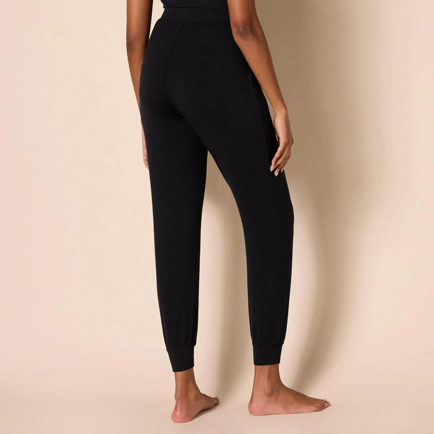 Amazon Essentials Women's Lightweight Knit Jersey Pajama Pants, Jogger Lounge Sleep Wear with Pockets