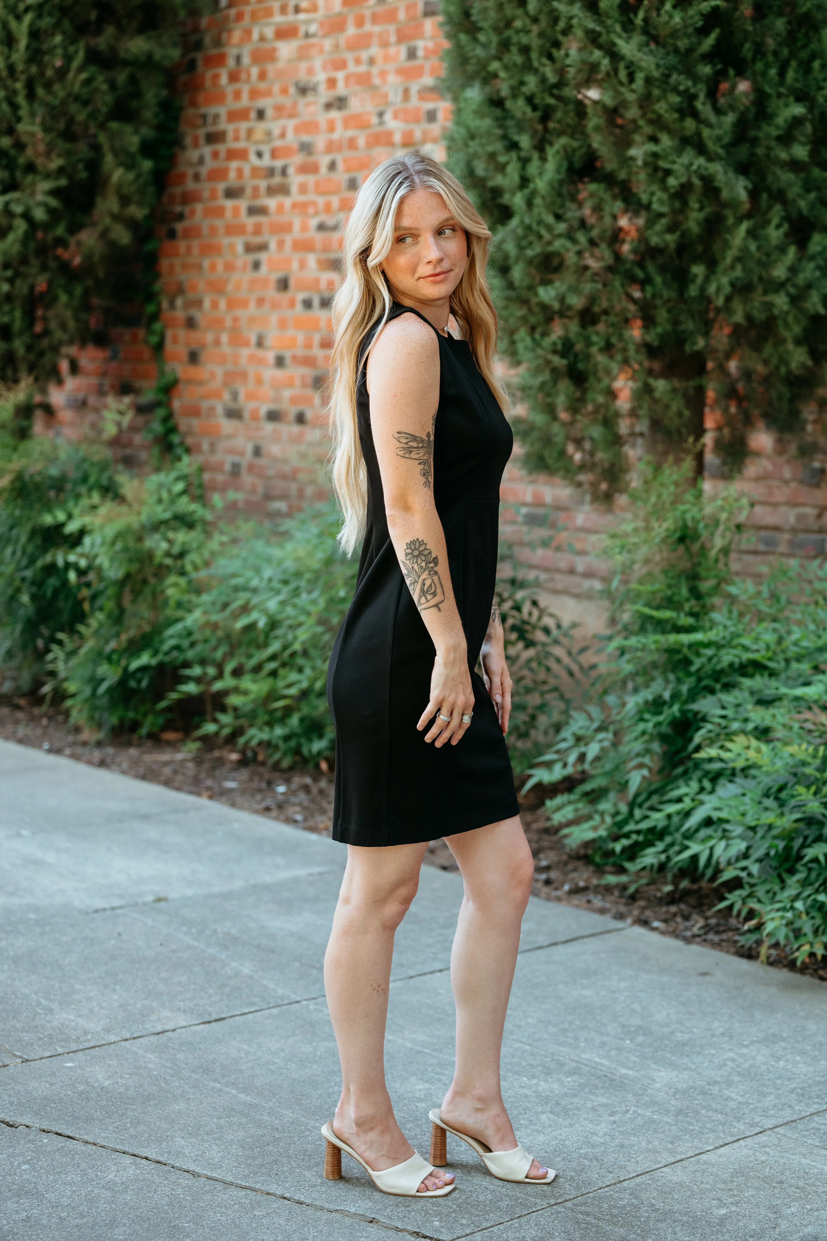 Liverpool Sleeveless Sheath Dress