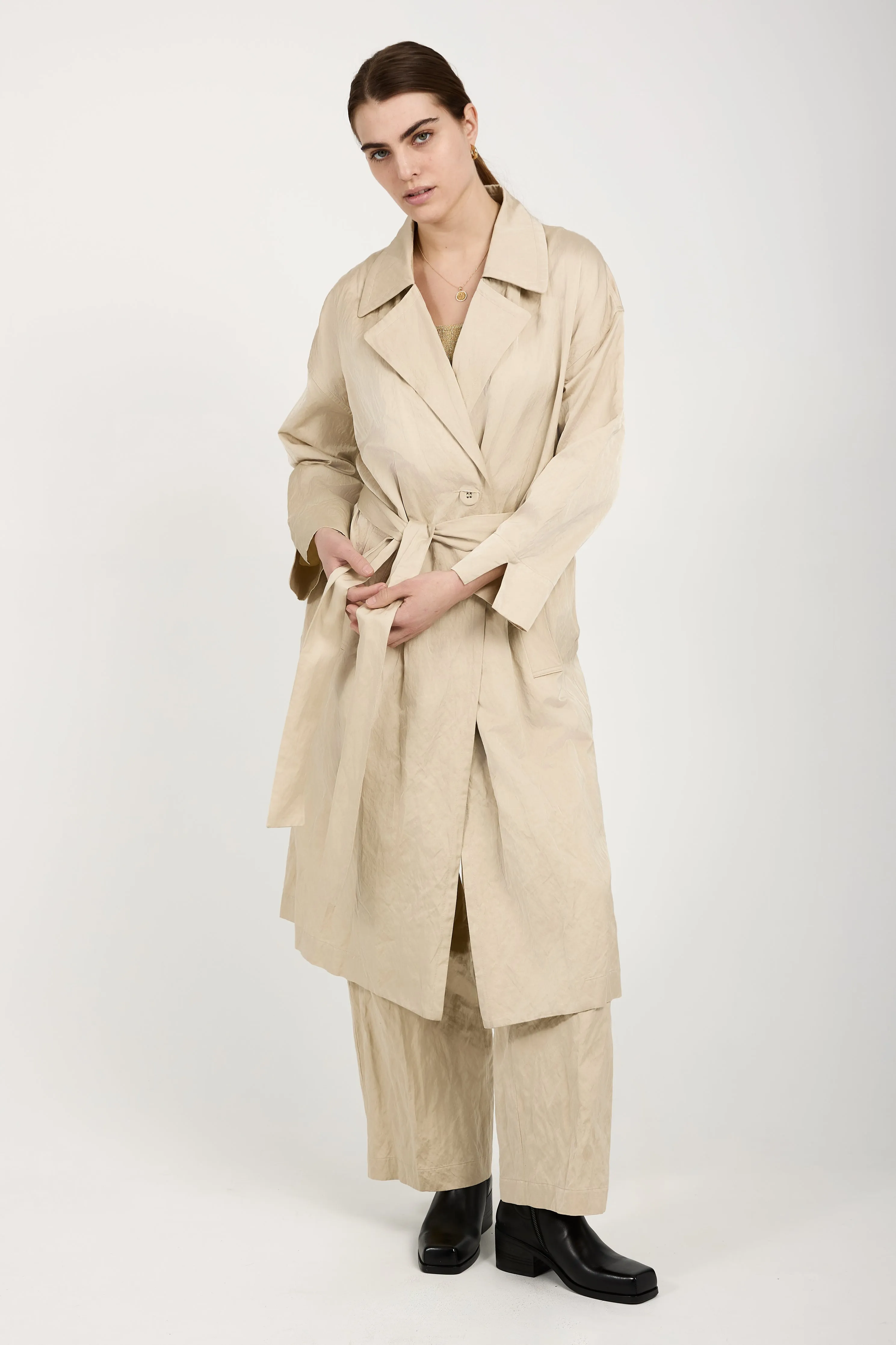 Woven Trench Coat in Beige
